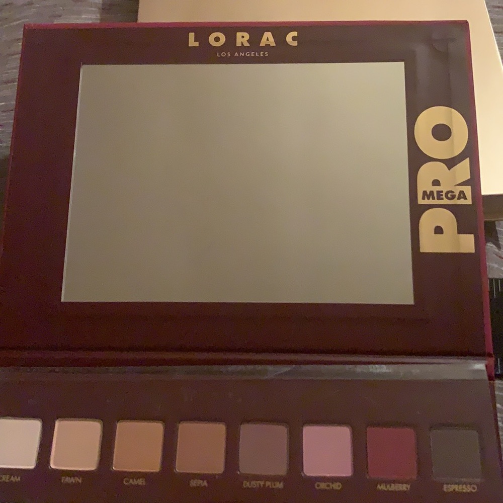 LORAC LOS ANGELES MEGA PRO - Picture 4 of 5